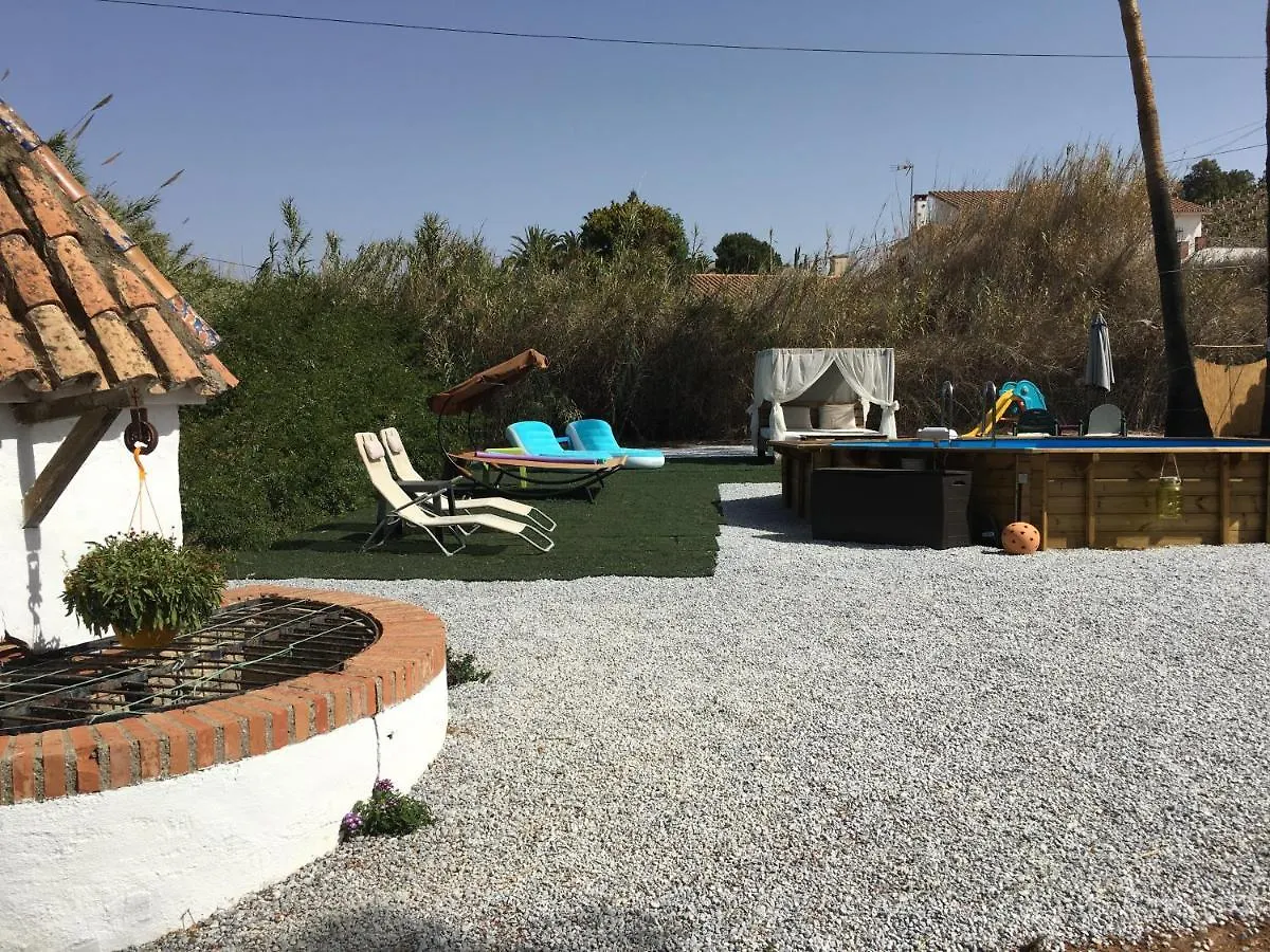 Bed & Breakfast Casa Rural Paloma Benajarafe