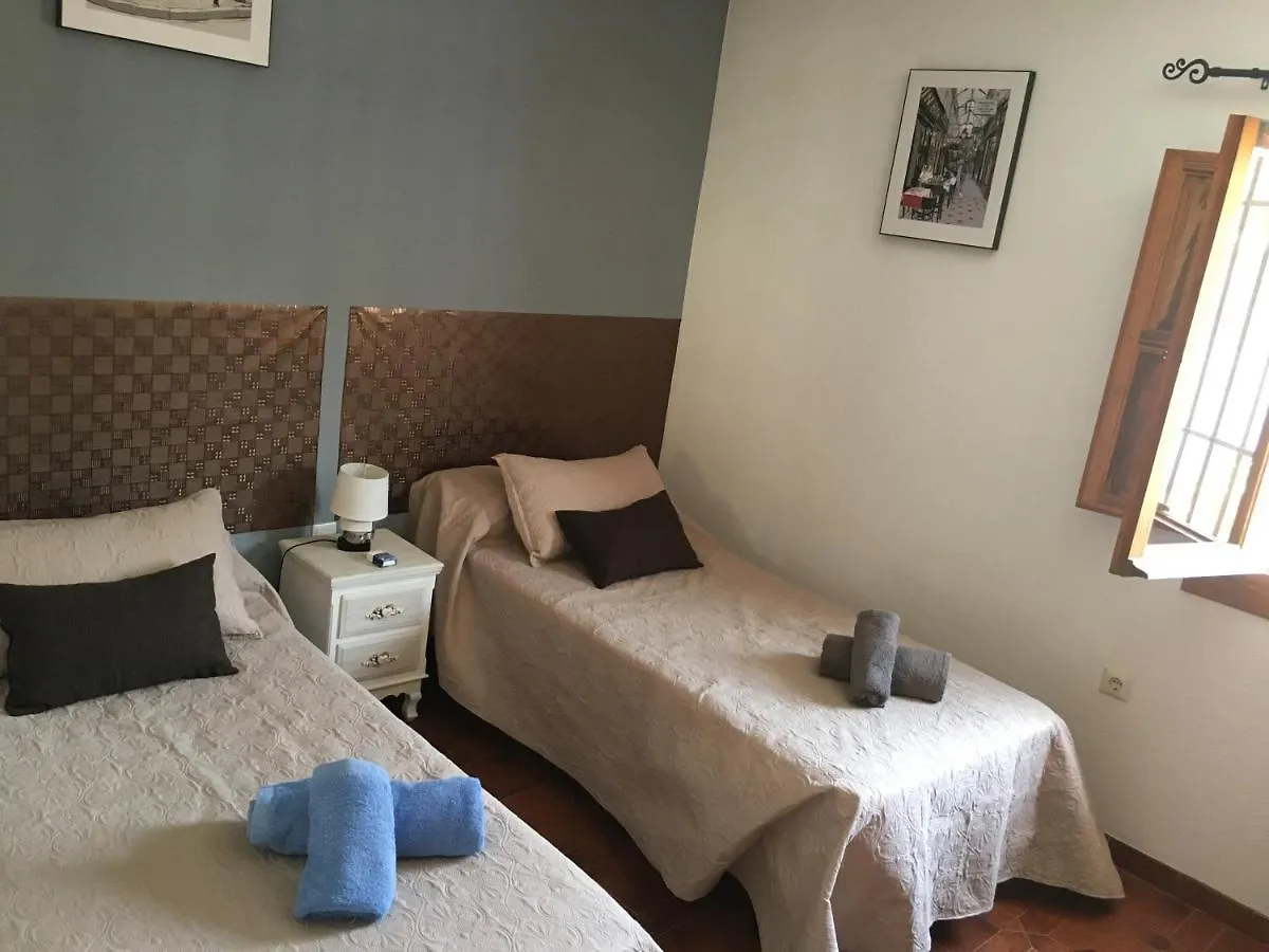 Bed & Breakfast Casa Rural Paloma Benajarafe